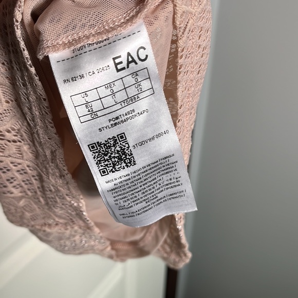 GUESS Riva Mesh Turtleneck Top - Picture 6 of 8